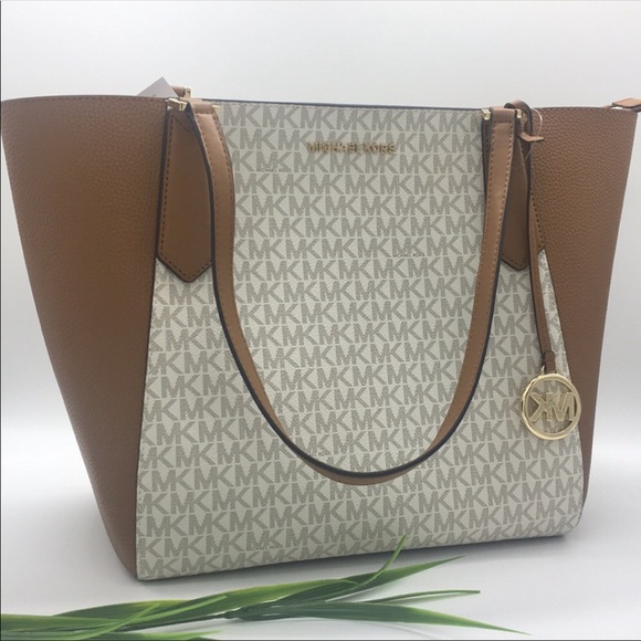 Michael Kors KIMBERLY LARGE Bonded Tote& Wristlet - Picture 8 of 8